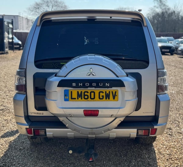 Used Mitsubishi Shogun 2010 for sale - 74671113: Photo 6