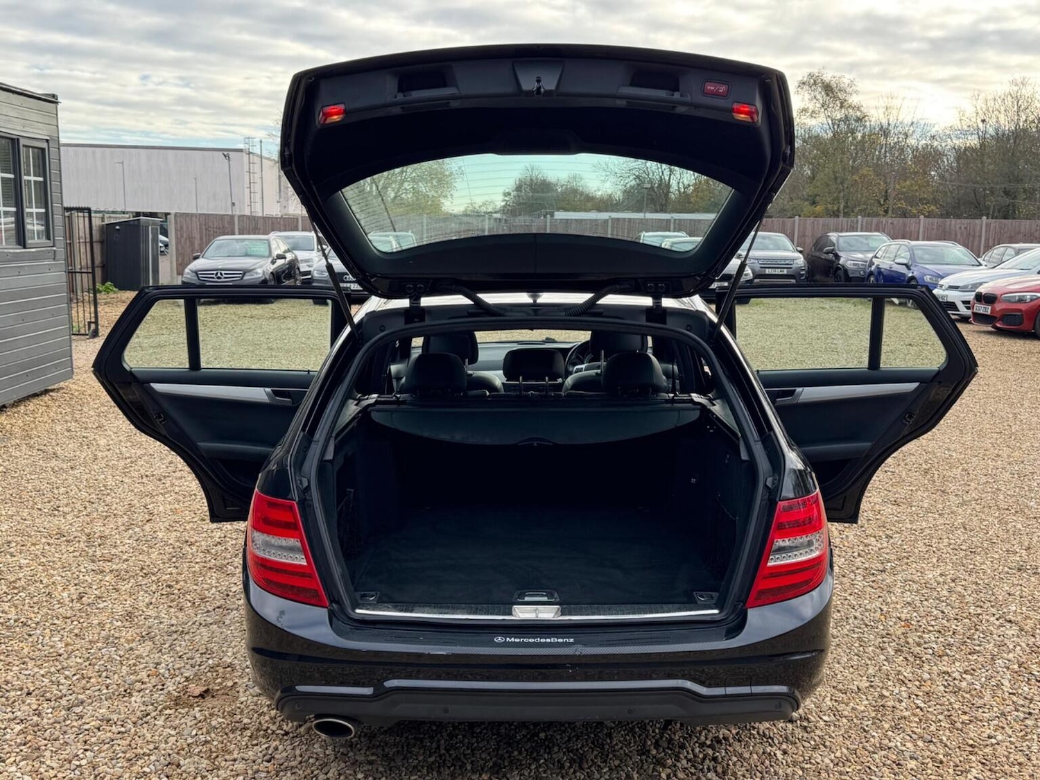 Used Mercedes-Benz C Class 2012 for sale - 76666157: Photo 26