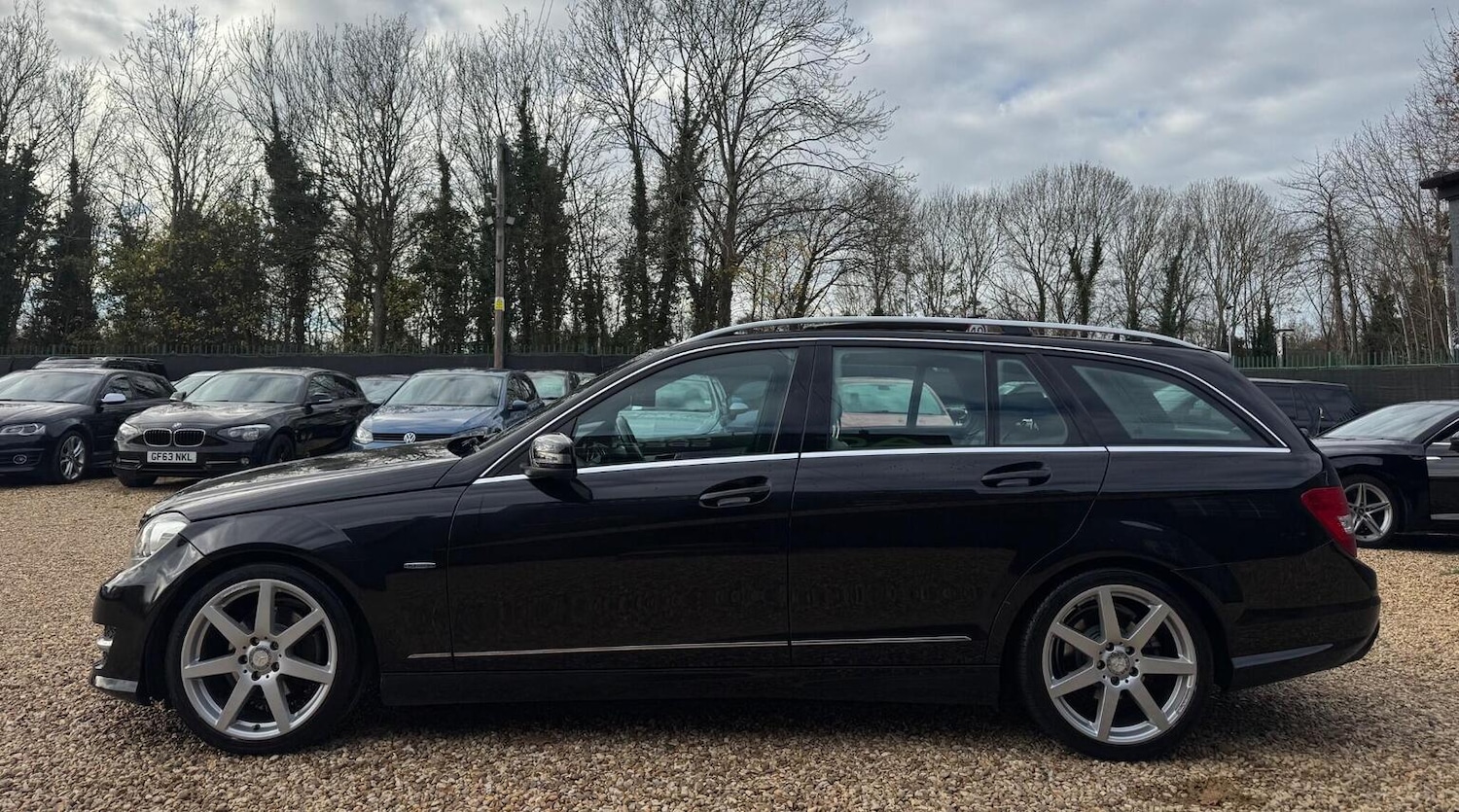 Used Mercedes-Benz C Class 2012 for sale - 76666157: Photo 8