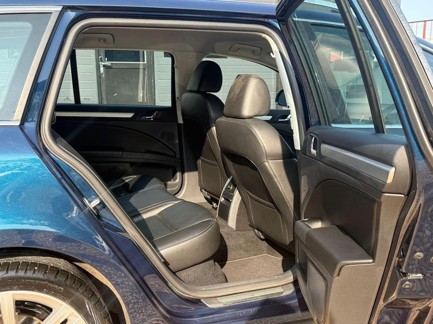 Vehicle 27