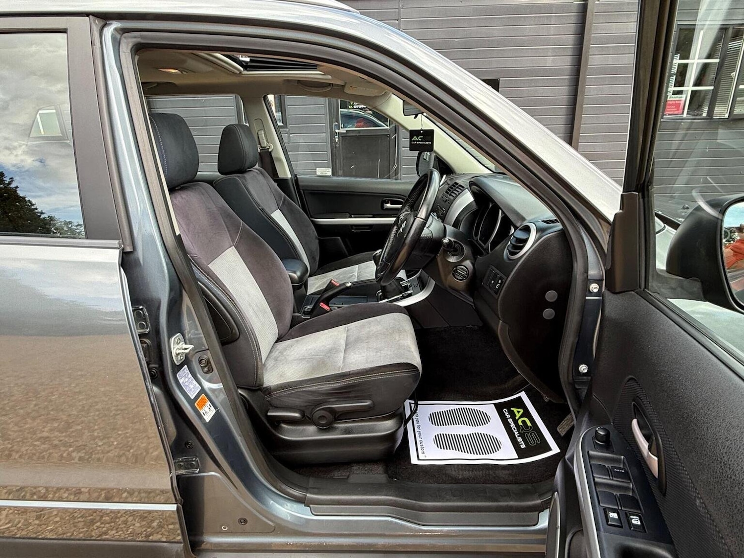 Vehicle 21