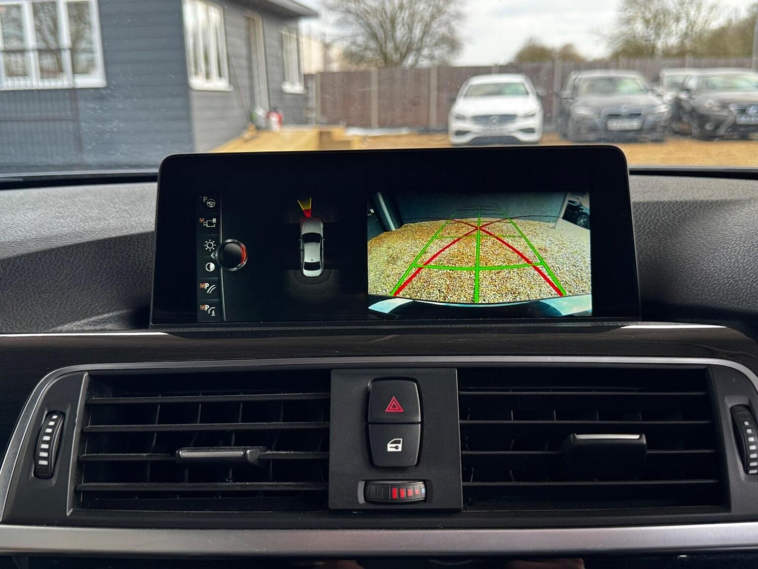 Used BMW 3 Series 2017 for sale - 77735850: Photo 30