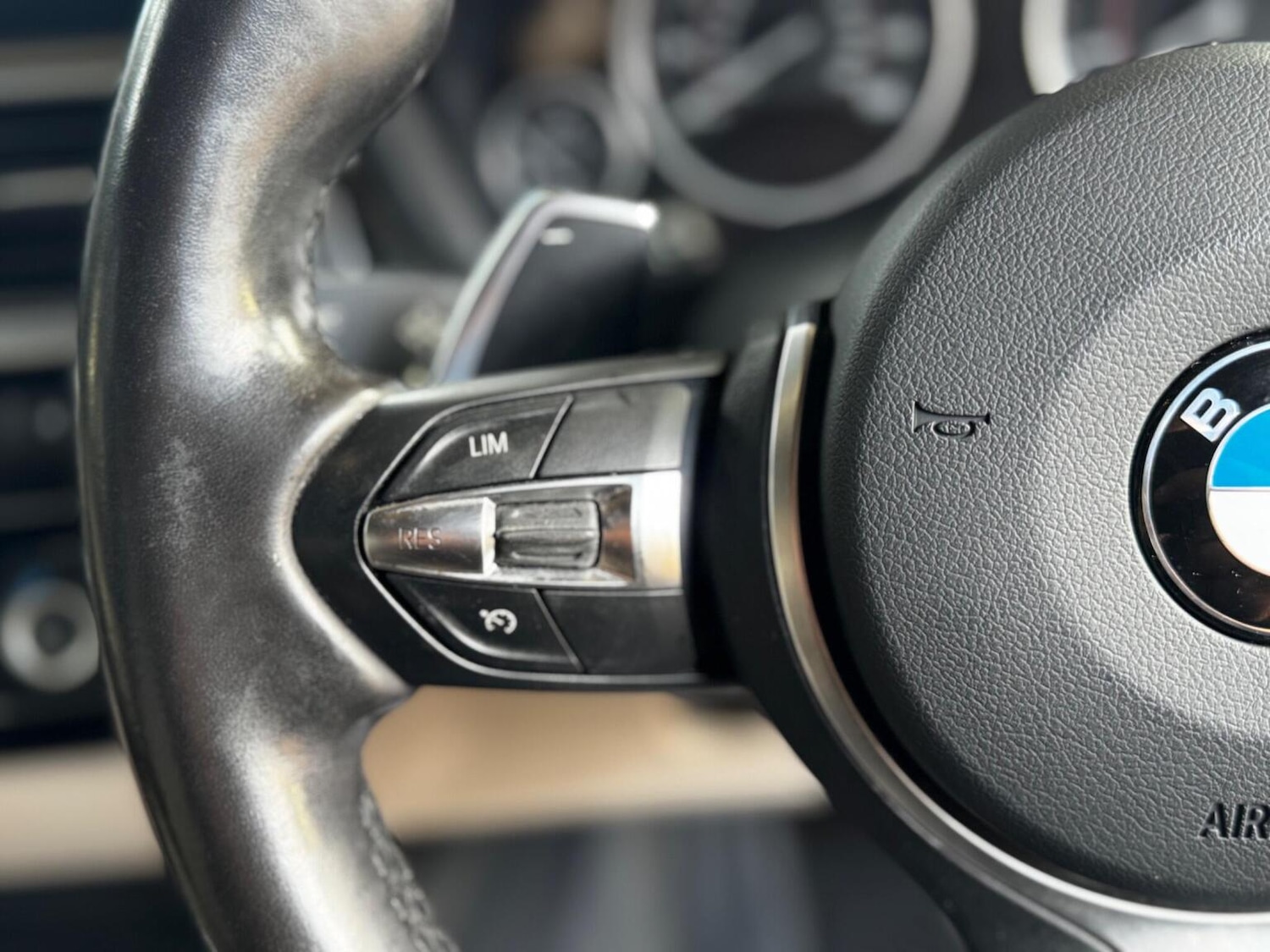 Used BMW 3 Series 2017 for sale - 77735850: Photo 33