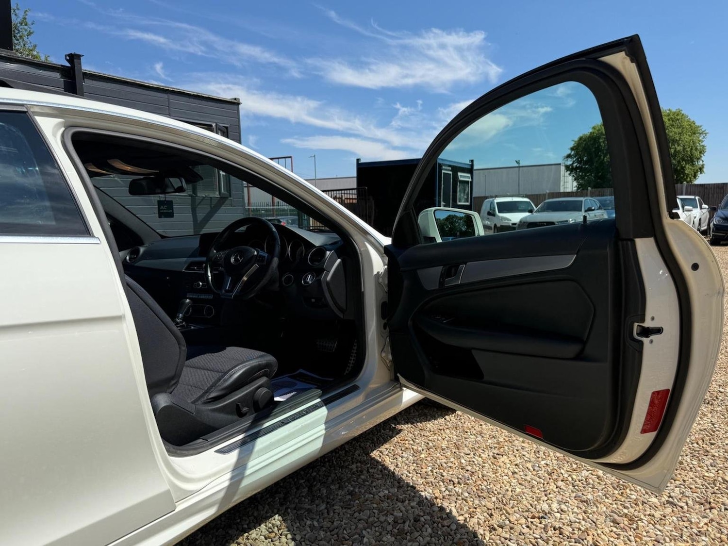 Used Mercedes-Benz C Class 2011 for sale - 77464784: Photo 20