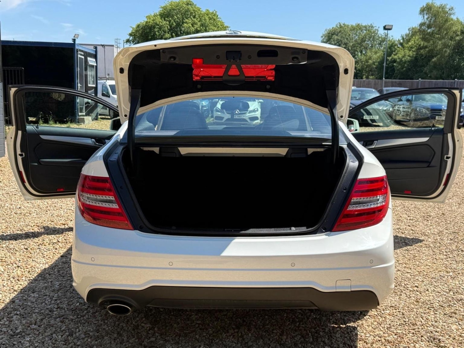 Used Mercedes-Benz C Class 2011 for sale - 77464784: Photo 24