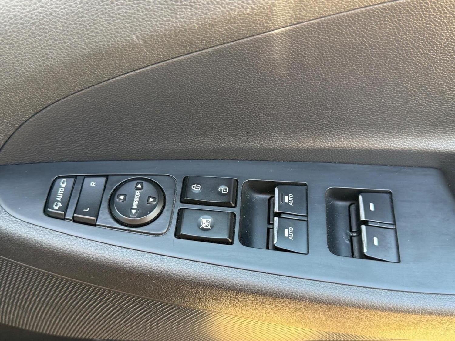 Used Hyundai TUCSON 2019 for sale - 76019672: Photo 49