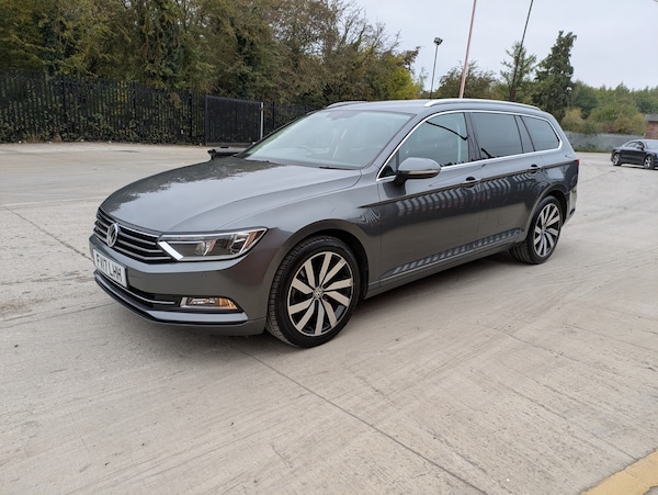 Used Volkswagen Passat 2017 for sale - 76265642: Photo 4