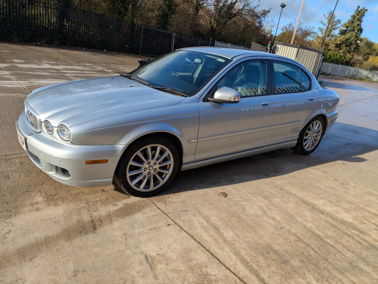 Used Jaguar X-Type 2008 for sale - 76566468: Photo 4