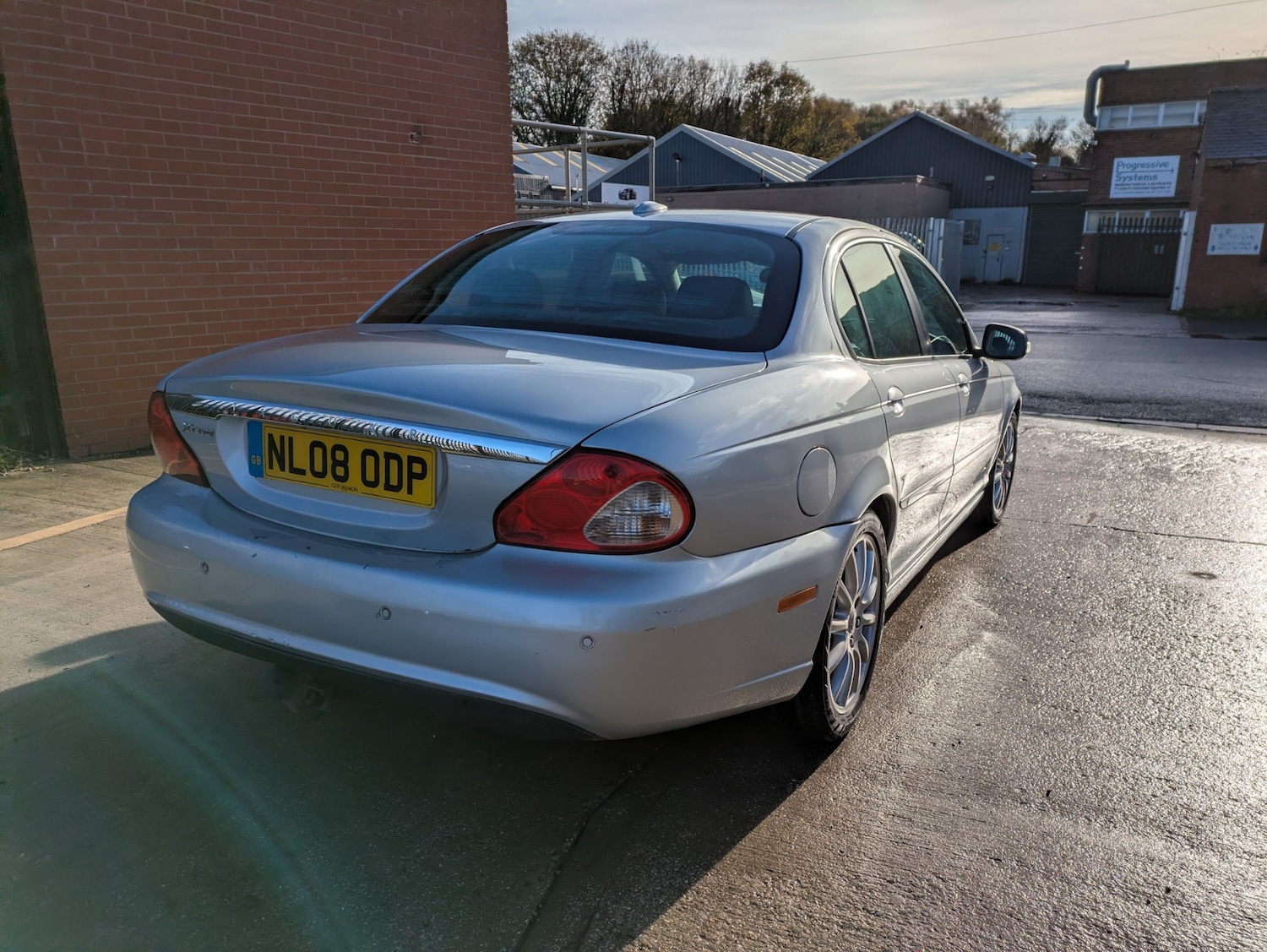 Used Jaguar X-Type 2008 for sale - 76566468: Photo 9