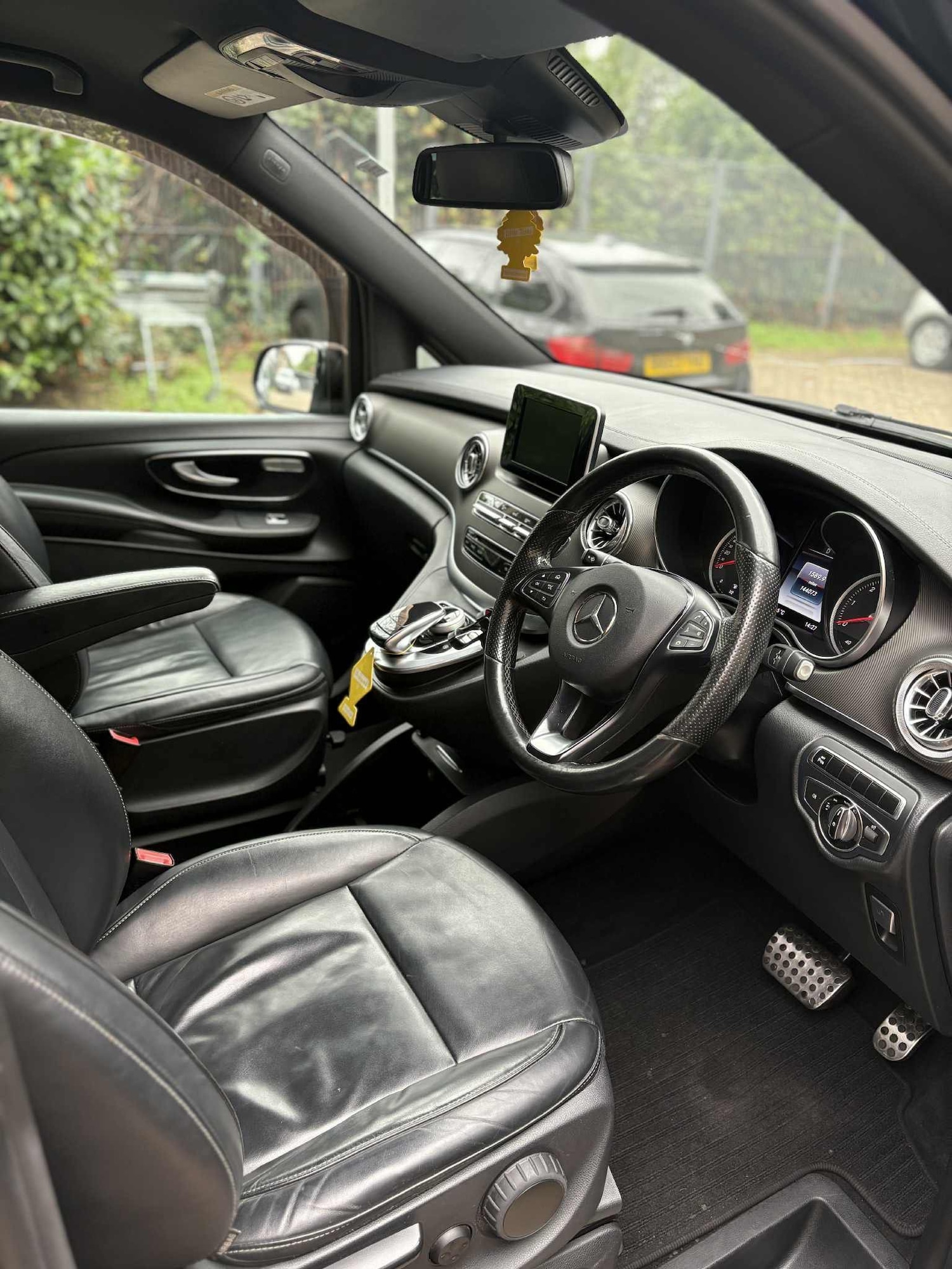 Used Mercedes-Benz V-Class 2016 for sale - 76057240: Photo 14