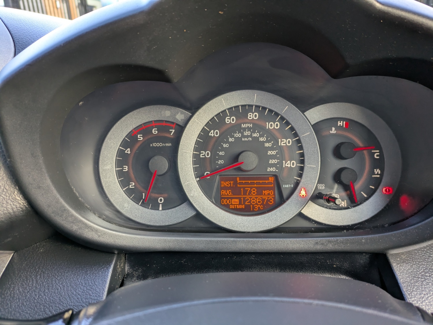 Used Toyota RAV4 2010 for sale - 76566477: Photo 19