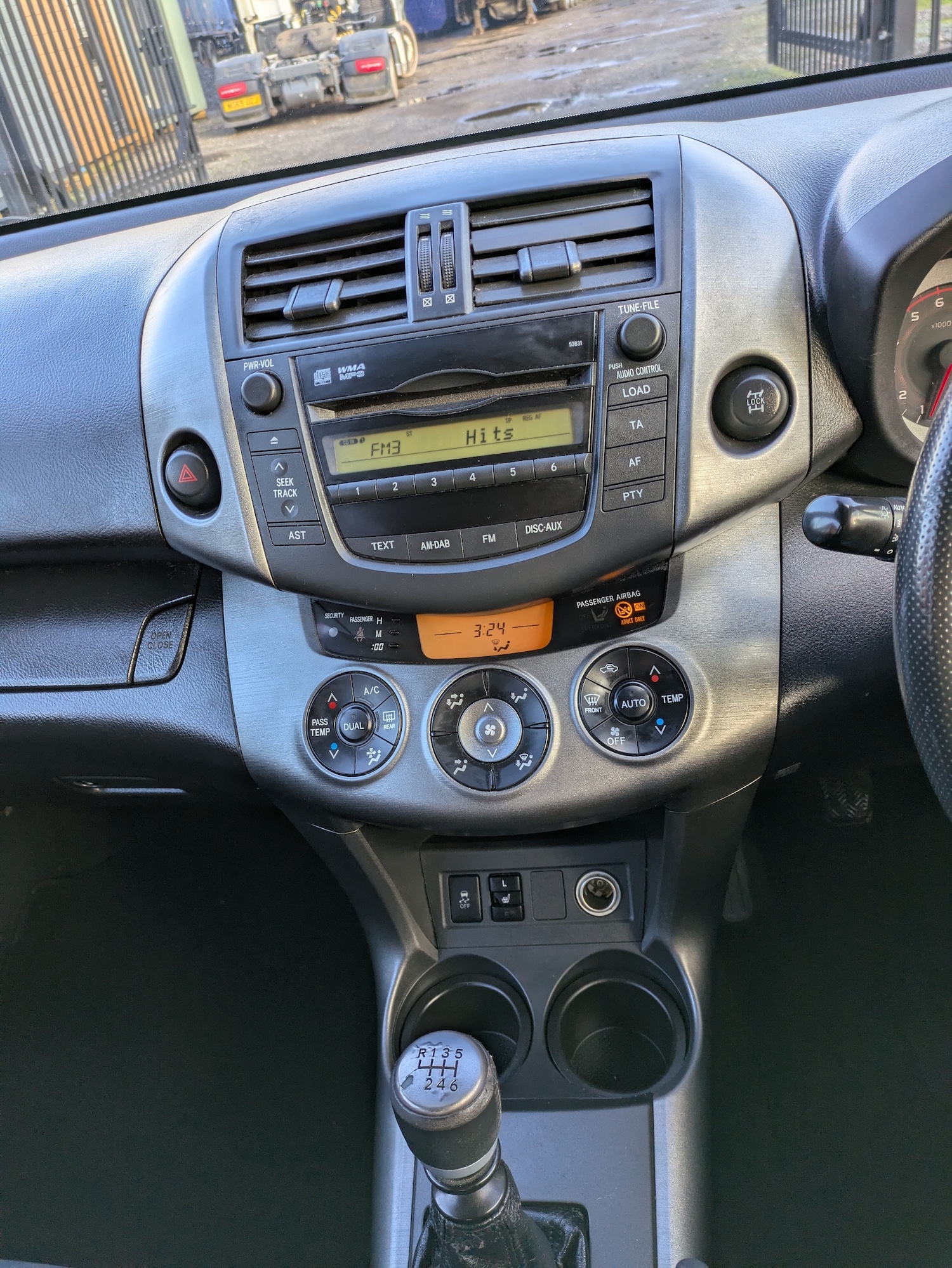 Used Toyota RAV4 2010 for sale - 76566477: Photo 20