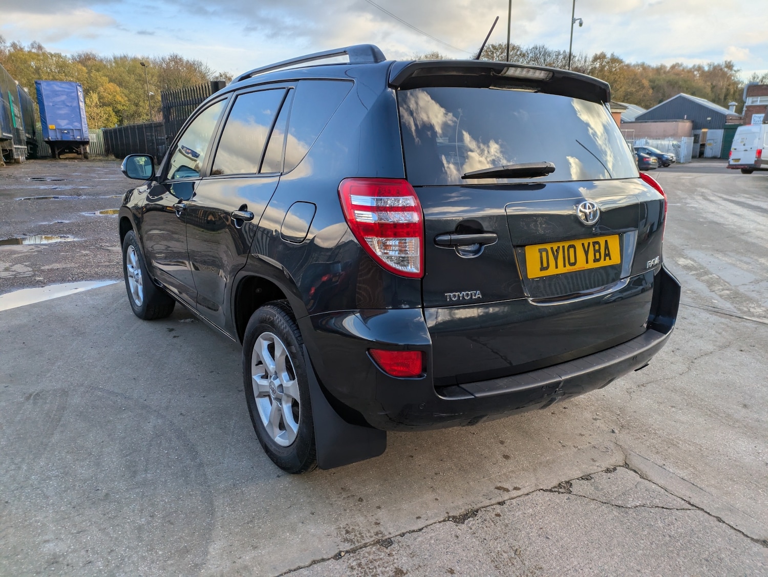 Used Toyota RAV4 2010 for sale - 76566477: Photo 8