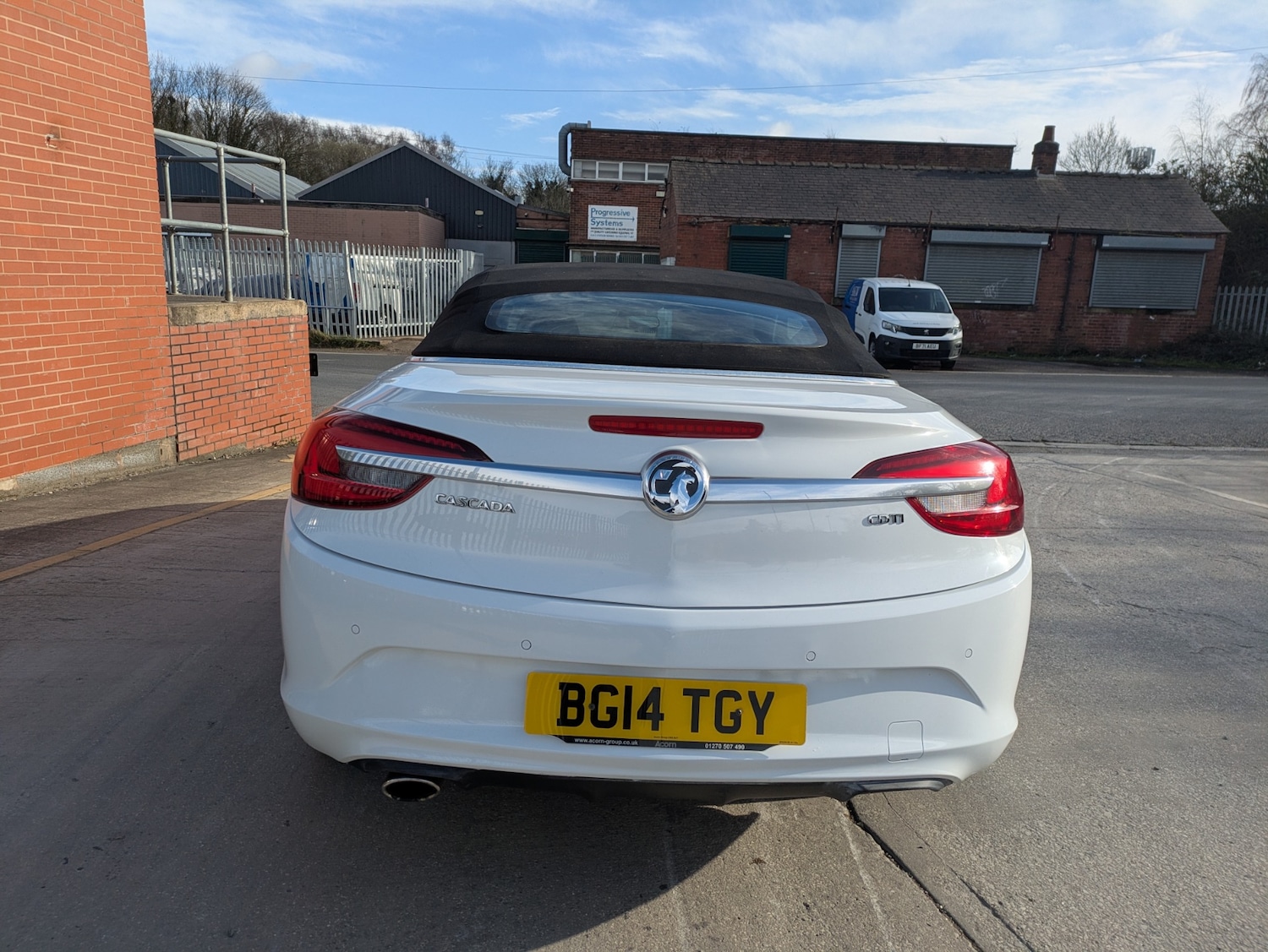Used Vauxhall Cascada 2014 for sale - 78014782: Photo 10