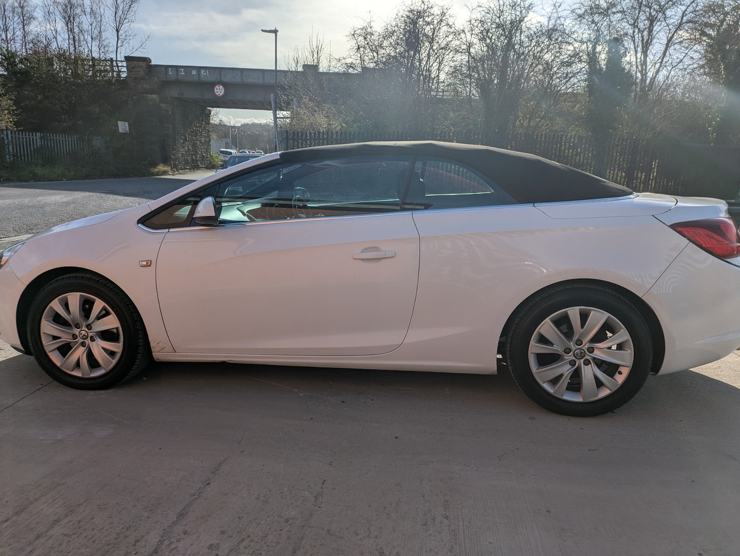 Used Vauxhall Cascada 2014 for sale - 78014782: Photo 5