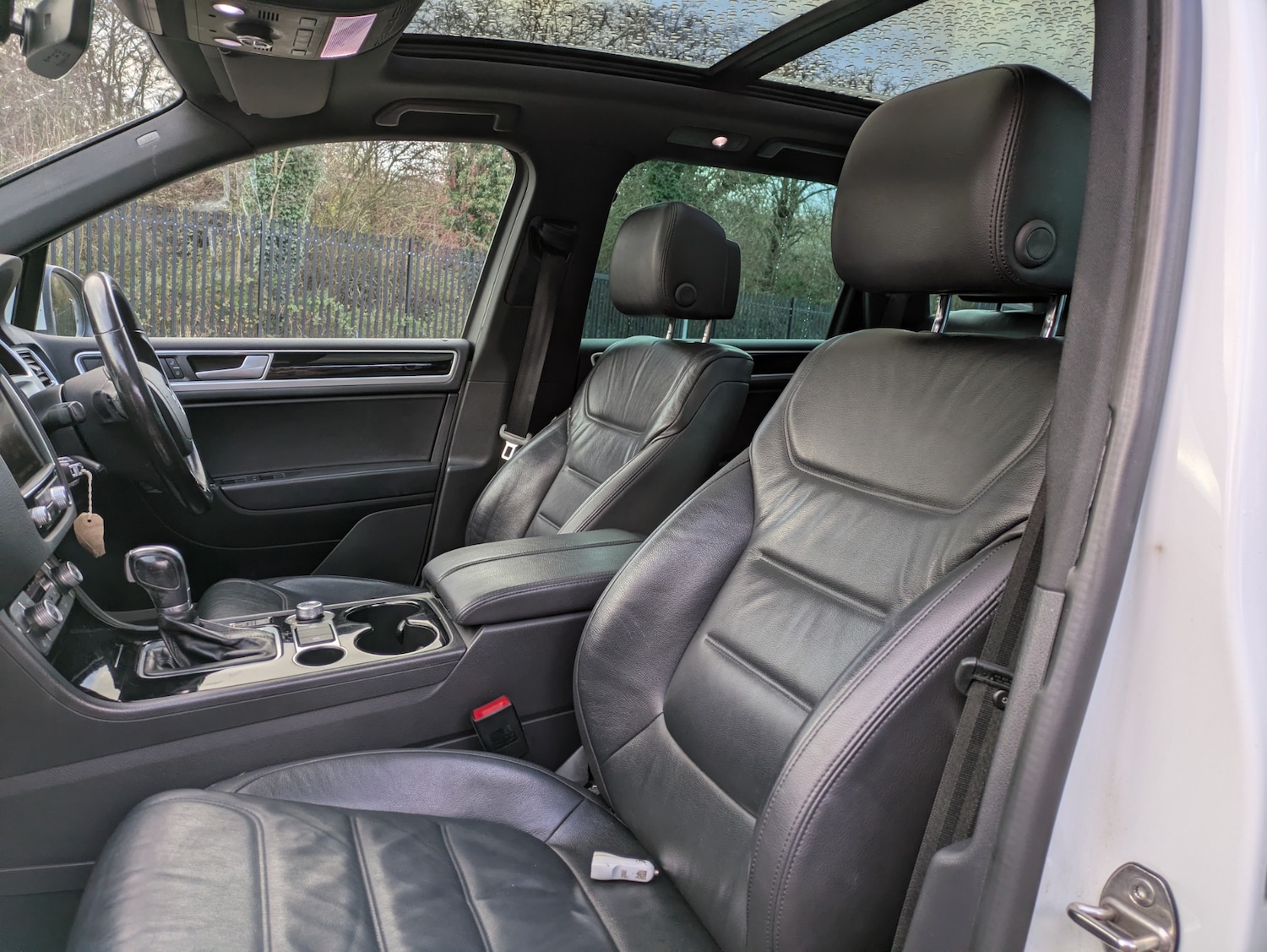 Used Volkswagen Touareg 2017 for sale - 77223310: Photo 29