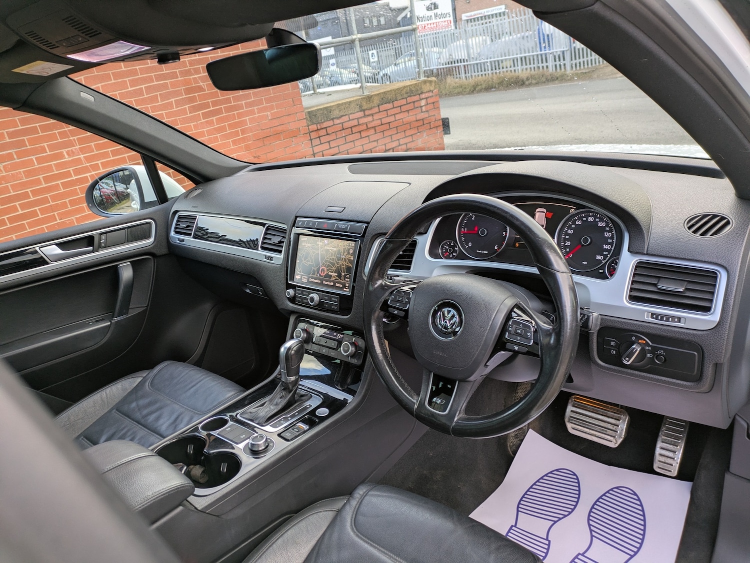 Used Volkswagen Touareg 2017 for sale - 77223310: Photo 32