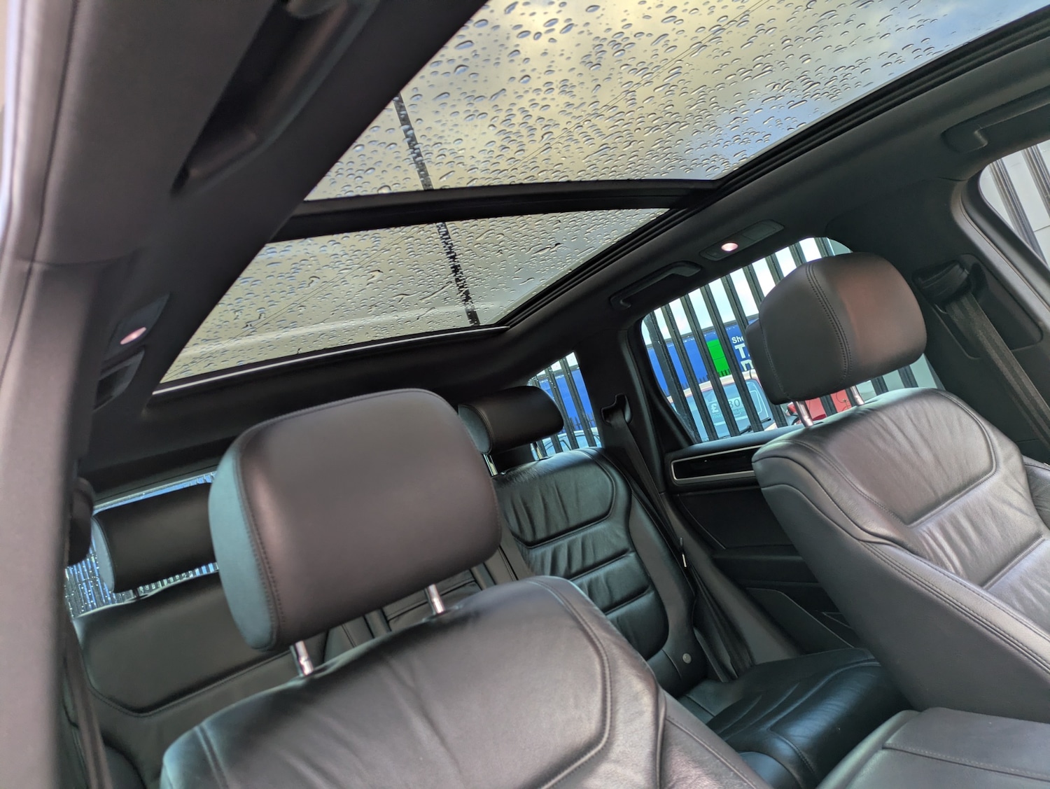 Used Volkswagen Touareg 2017 for sale - 77223310: Photo 35