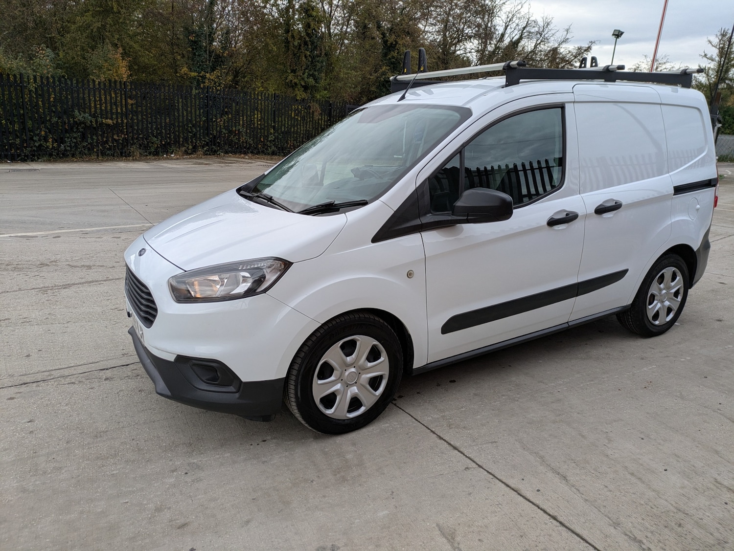 Used Ford Transit Courier 2019 for sale - 76490373: Photo 4