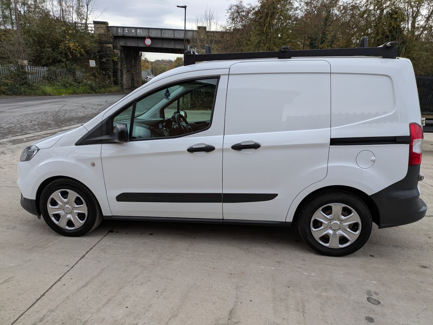 Used Ford Transit Courier 2019 for sale - 76490373: Photo 5