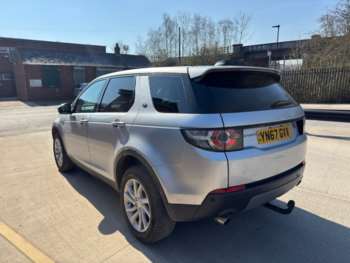 Used Land Rover Discovery Sport 2024 for sale - 74988053: Photo