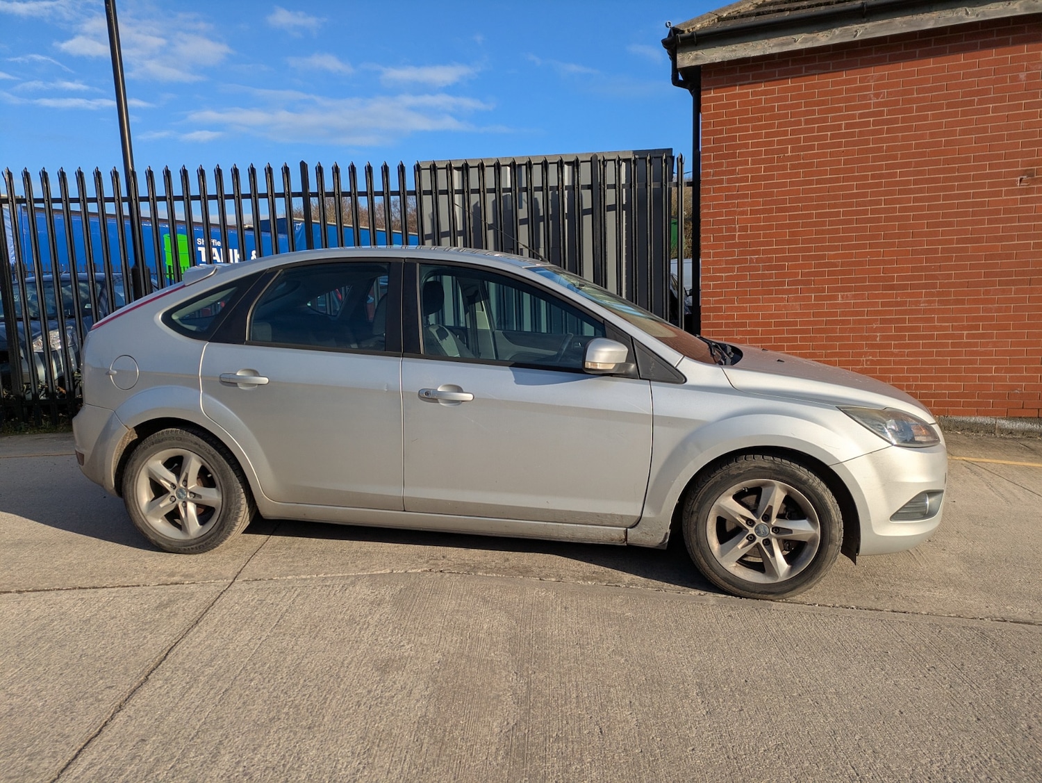 Used Ford Focus 2010 for sale - 77179535: Photo 10
