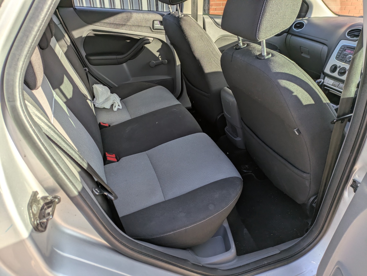 Used Ford Focus 2010 for sale - 77179535: Photo 13