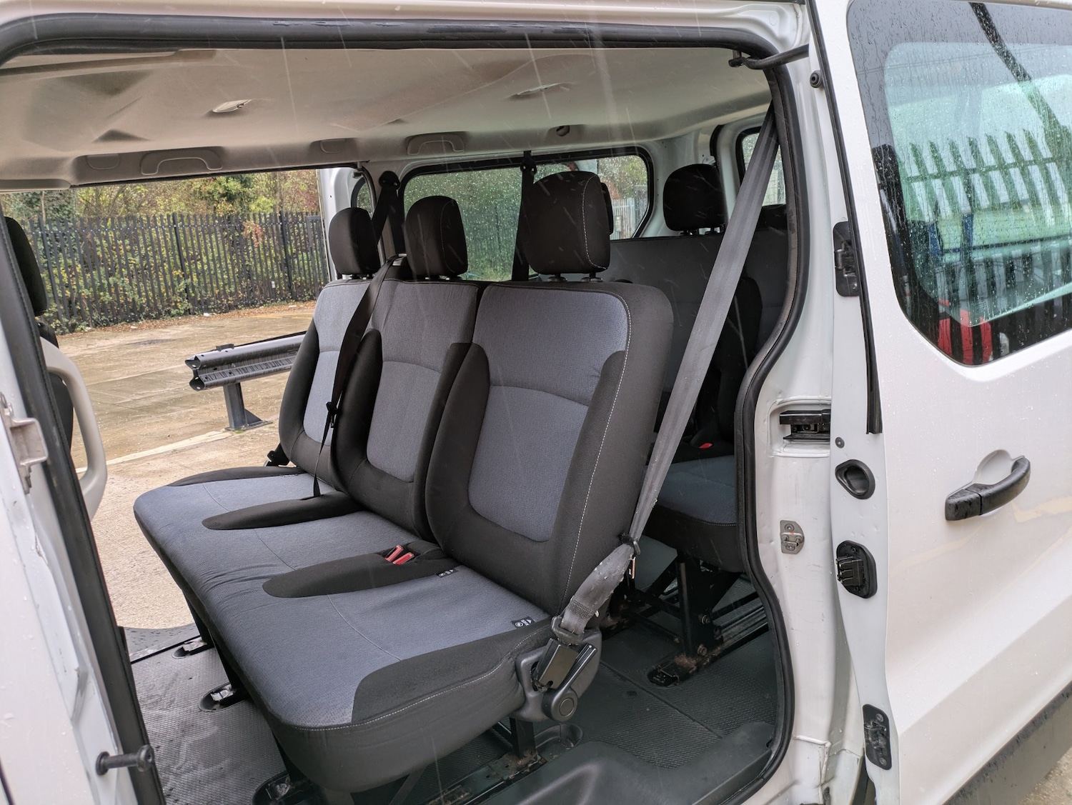 Used Vauxhall Vivaro 2015 for sale - 76613601: Photo 24