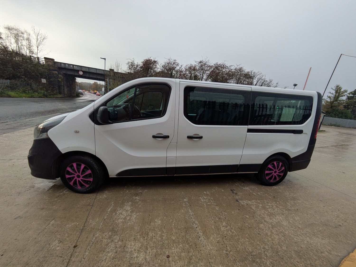 Used Vauxhall Vivaro 2015 for sale - 76613601: Photo 5