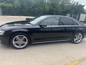Used Audi A8 2014 for sale - 79150152: Photo