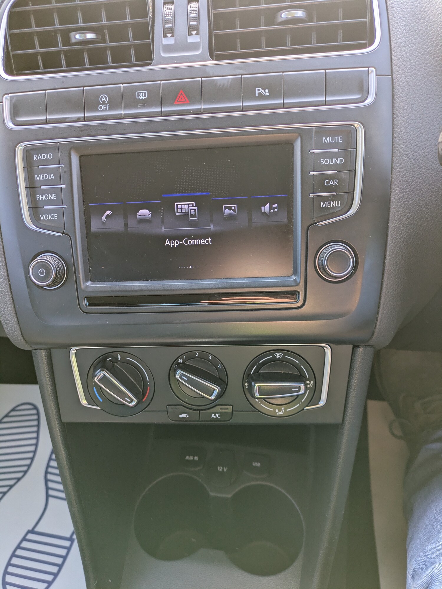 Used Volkswagen Polo 2017 for sale - 78065058: Photo 27