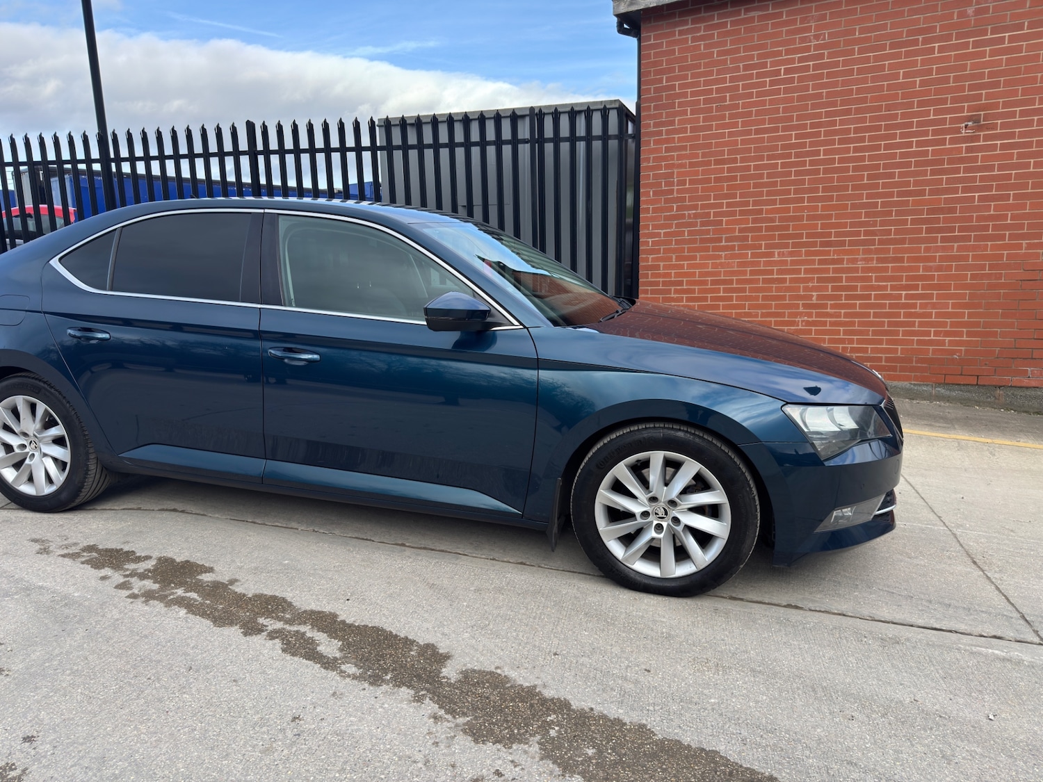 Used Skoda Superb 2023 for sale - 77665391: Photo 11