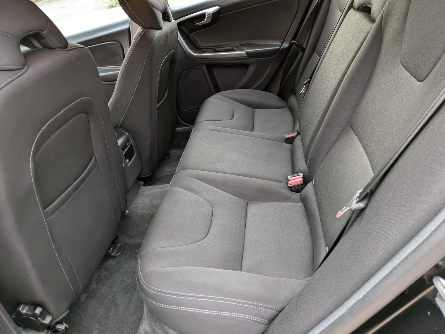 Used Volvo V60 2016 for sale - 76613546: Photo 18