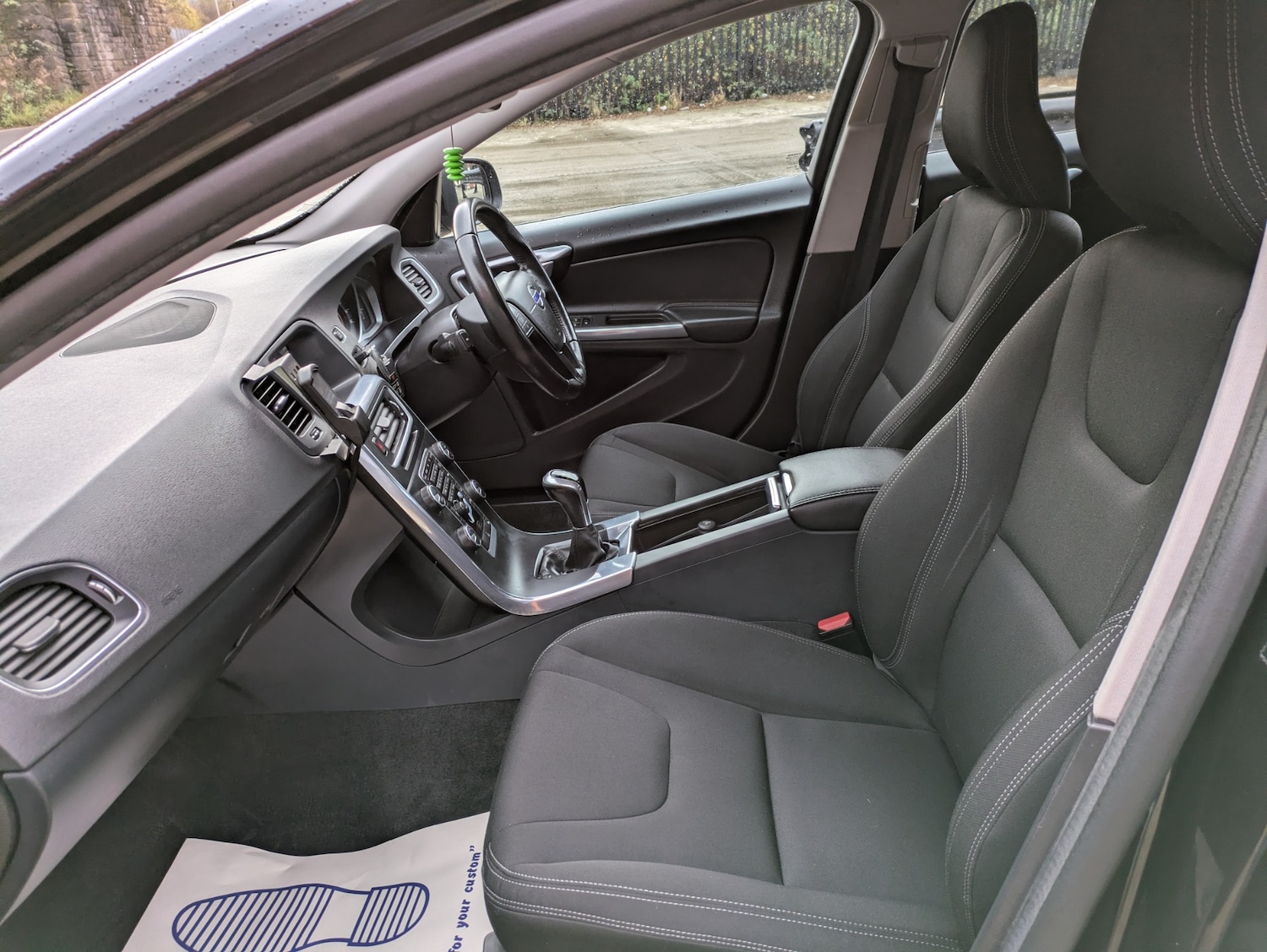 Used Volvo V60 2016 for sale - 76613546: Photo 20