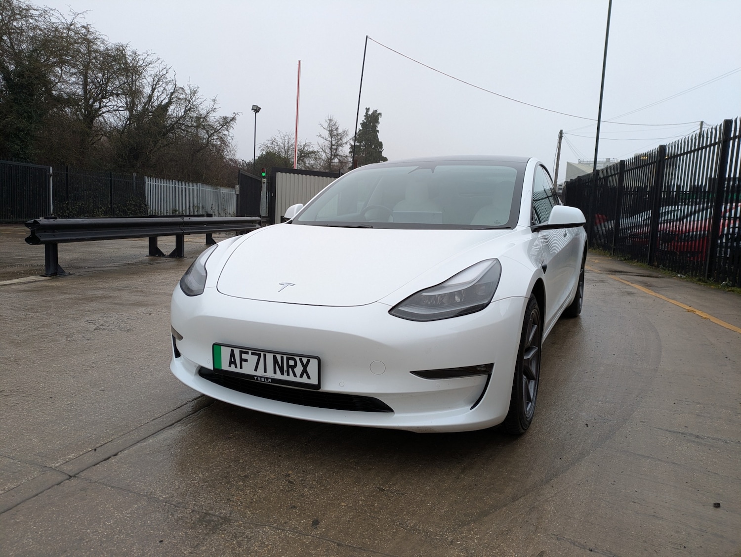 Used Tesla Model 3 2021 for sale - 77431949: Photo 2