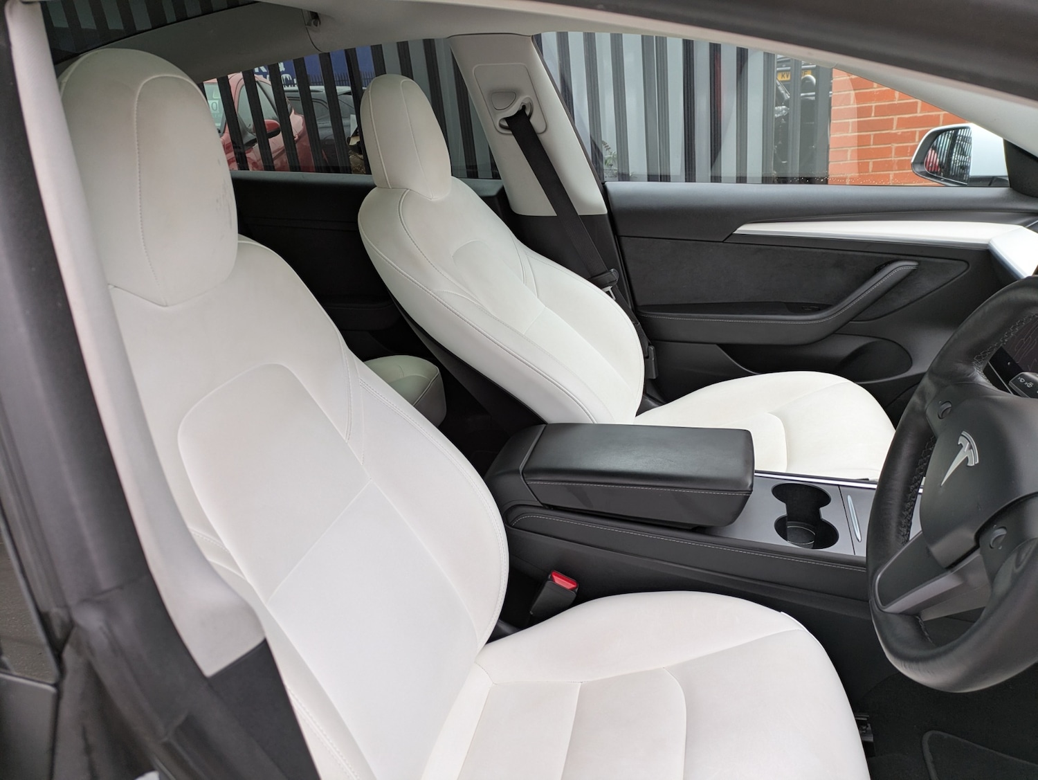 Used Tesla Model 3 2021 for sale - 77431949: Photo 32