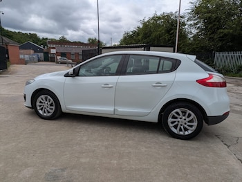 Used Renault Megane 2014 for sale - 78777389: Photo