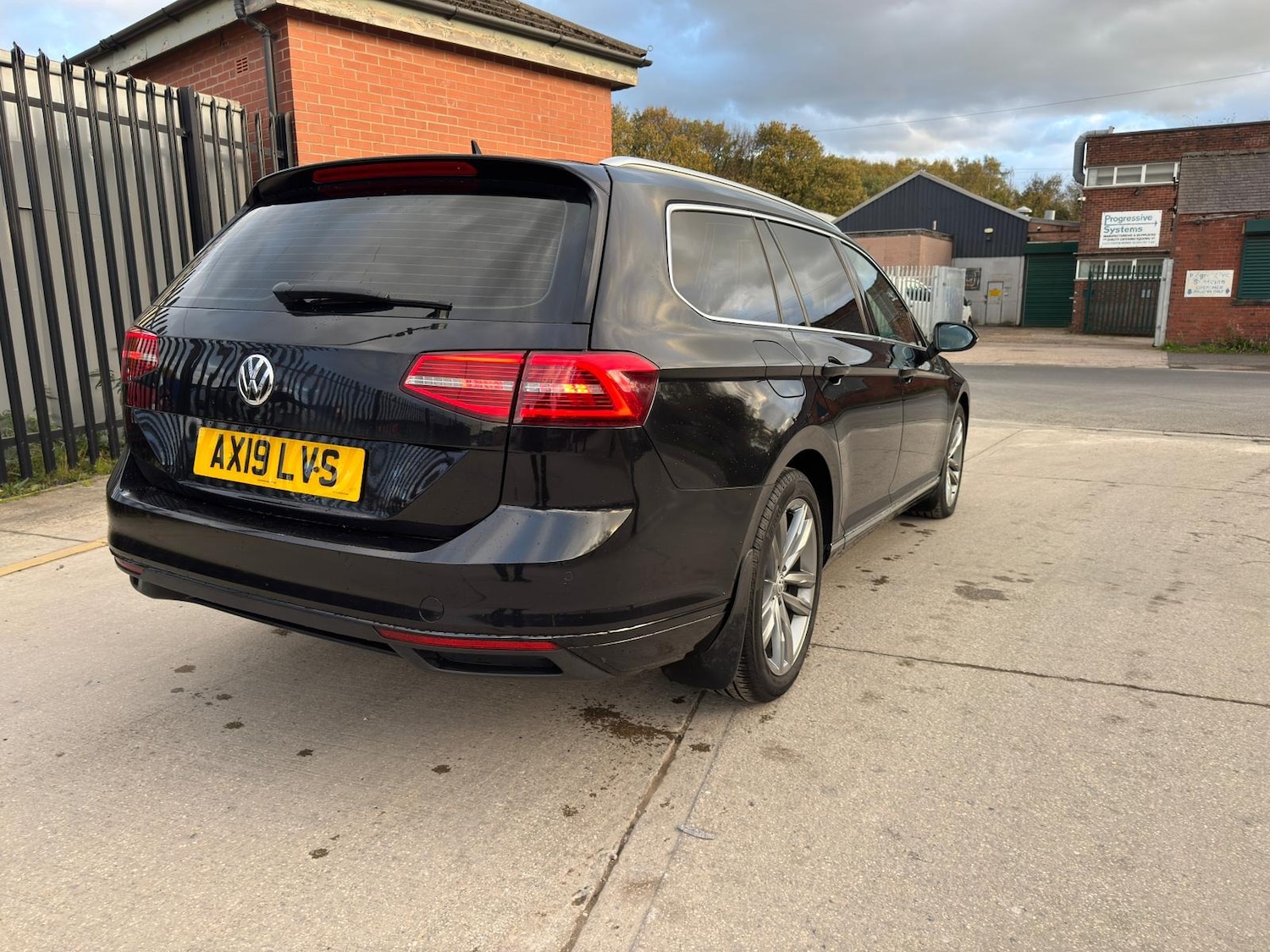 Used Volkswagen Passat 2019 for sale - 75995564: Photo 10