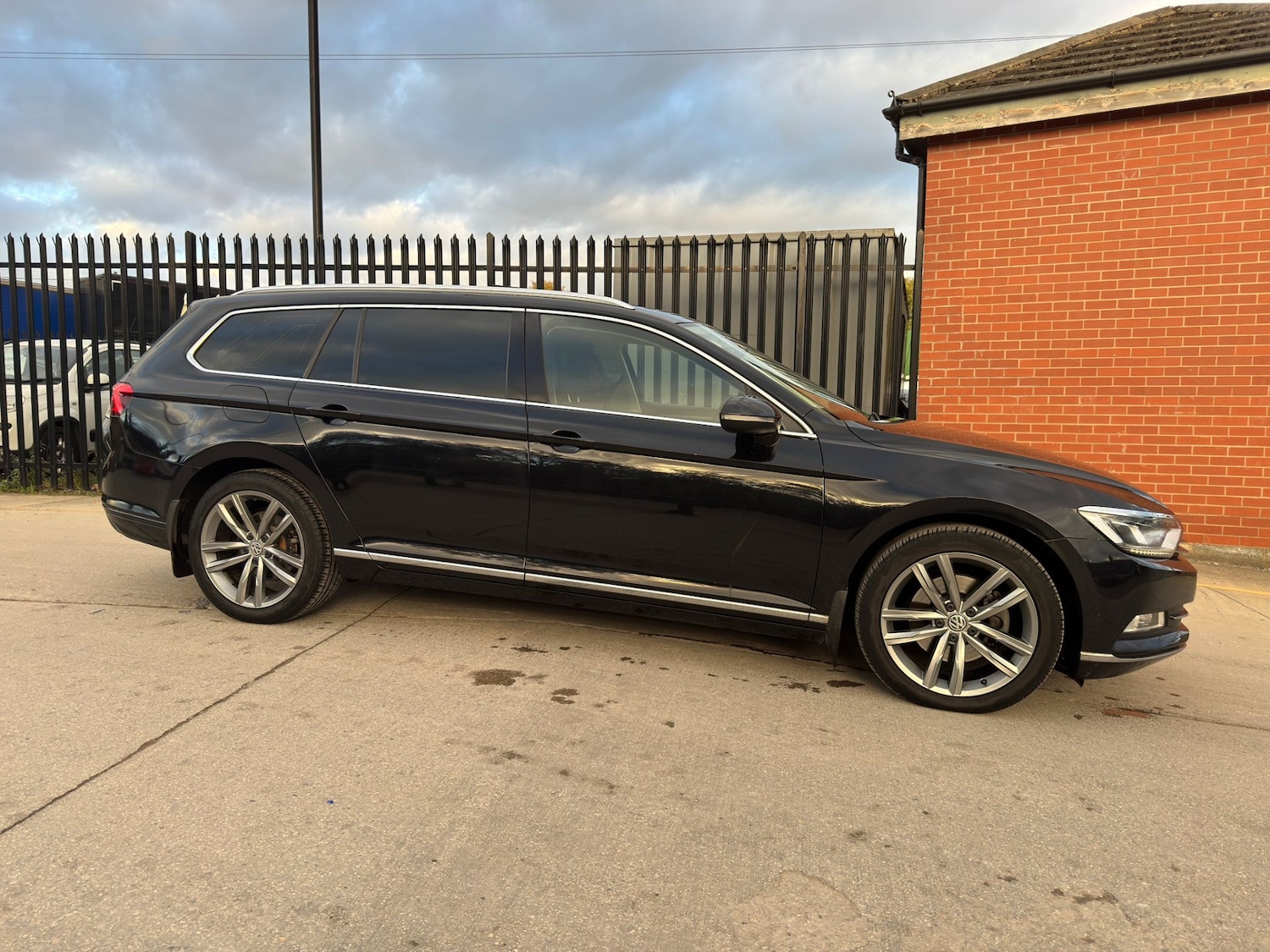 Used Volkswagen Passat 2019 for sale - 75995564: Photo 14