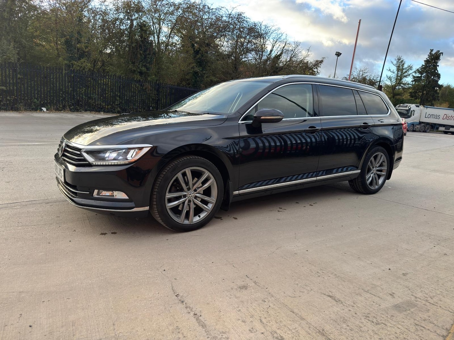 Used Volkswagen Passat 2019 for sale - 75995564: Photo 3