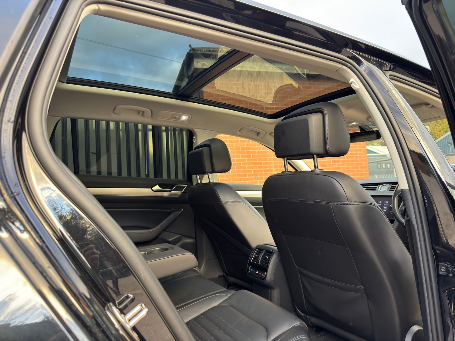 Used Volkswagen Passat 2019 for sale - 75995564: Photo 31