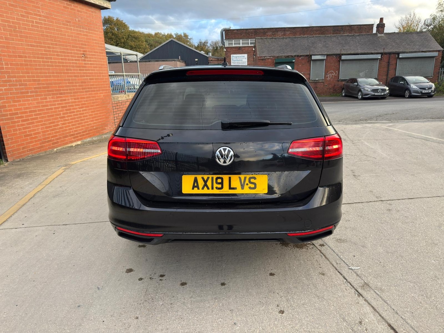 Used Volkswagen Passat 2019 for sale - 75995564: Photo 9