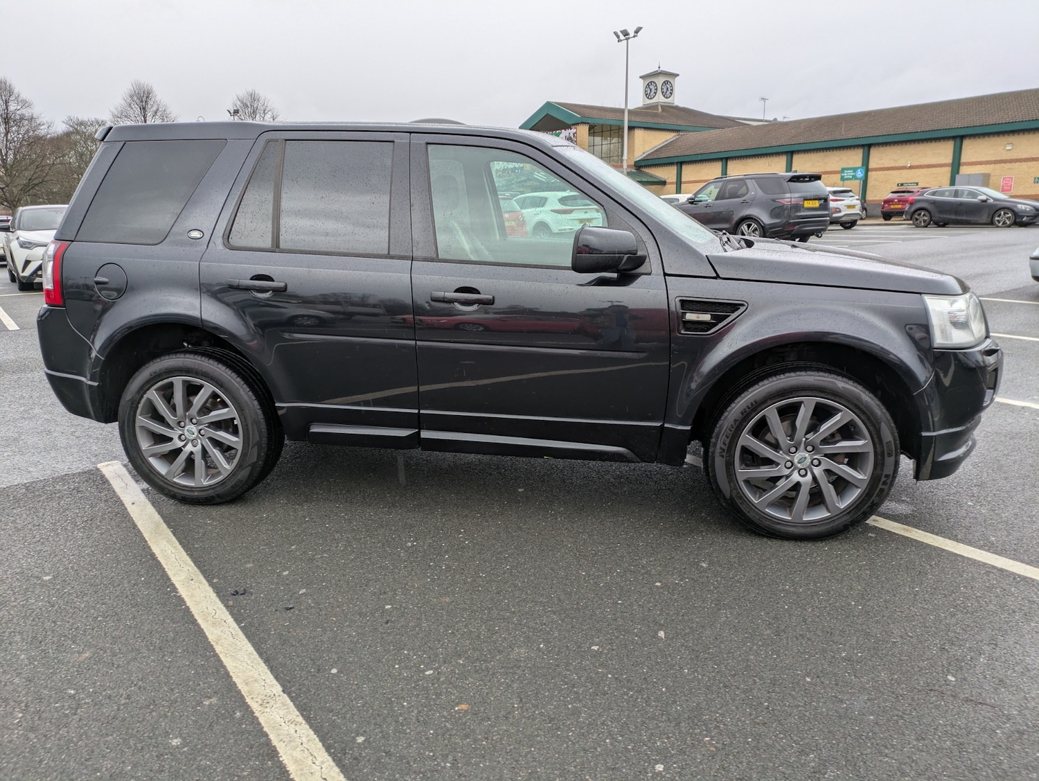 Used Land Rover Freelander 2011 for sale - 77208575: Photo 11