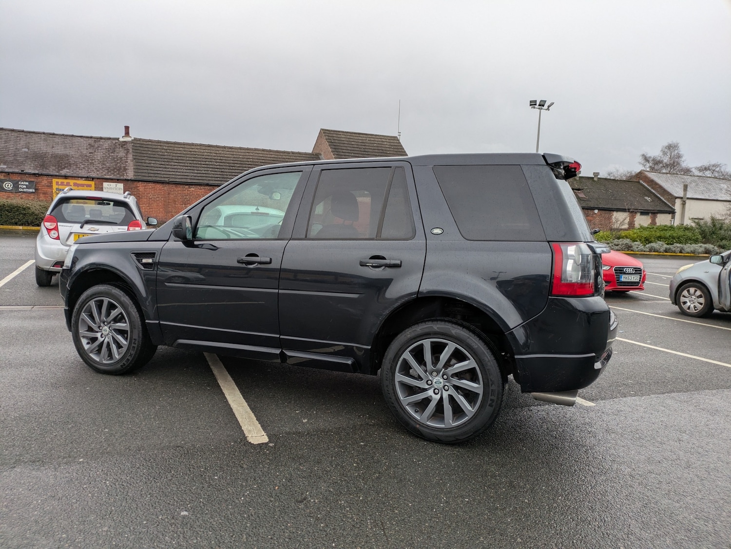 Used Land Rover Freelander 2011 for sale - 77208575: Photo 5
