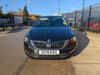 2019 (19) - 1.0 TSI SE Technology 5dr DSG