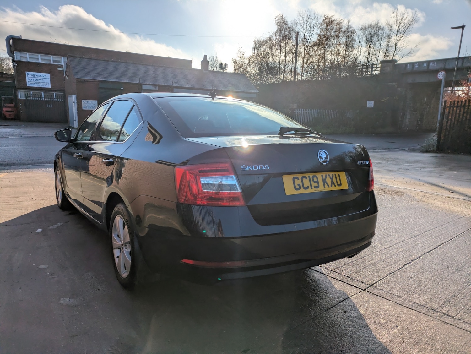 Used Skoda Octavia 2019 for sale - 76792676: Photo 8