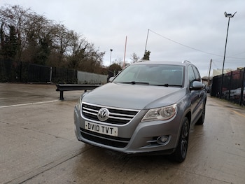 Used Volkswagen Tiguan 2010 for sale - 77179528: Photo