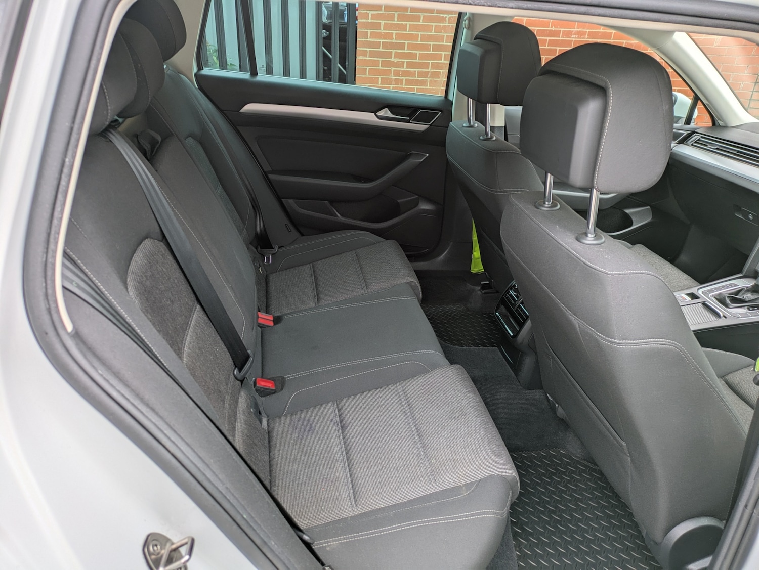 Used Volkswagen Passat 2017 for sale - 76056392: Photo 17