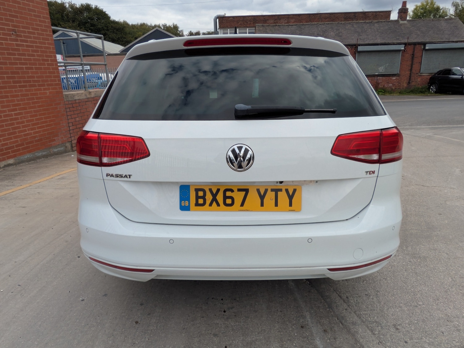 Used Volkswagen Passat 2017 for sale - 76056392: Photo 8