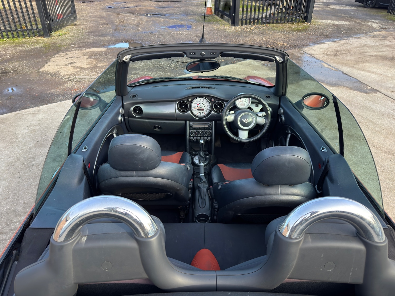 Used MINI Convertible 2006 for sale - 77556709: Photo 14